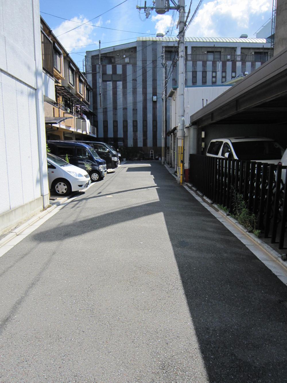 Local photos, including front road. Local (September 2013) Shooting