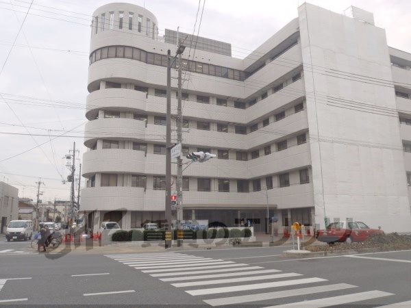 Hospital. Kyoto Kujo 2100m to the hospital (hospital)