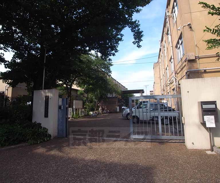 Primary school. Sachiyutaka 250m up to elementary school (elementary school)