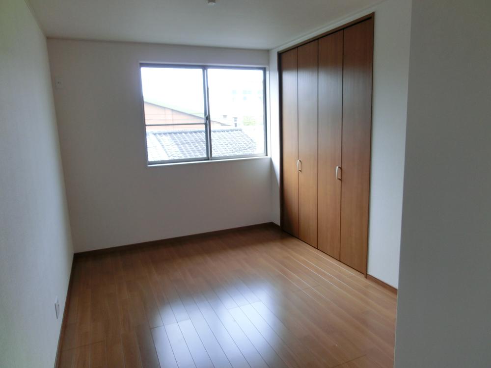 Non-living room. 3rd floor