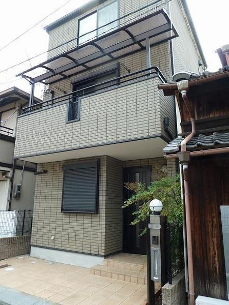 Local appearance photo