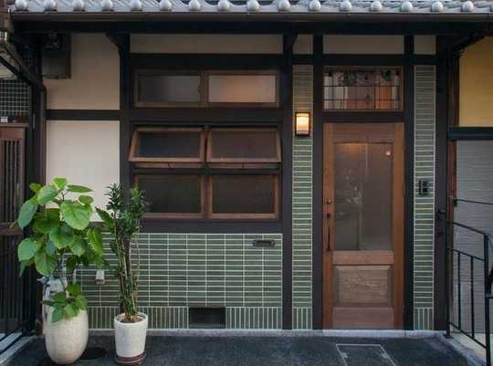 Local appearance photo