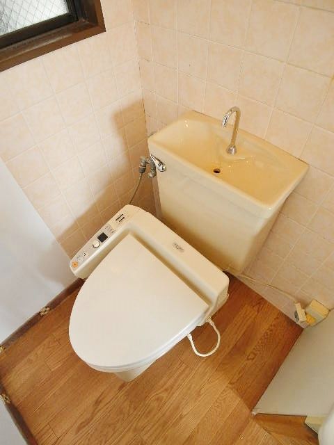 Toilet. Until the House network if the "Kyoto of the rent." ☆