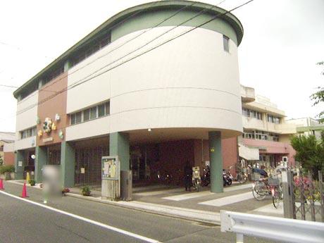 kindergarten ・ Nursery. 360m to Luoyang kindergarten