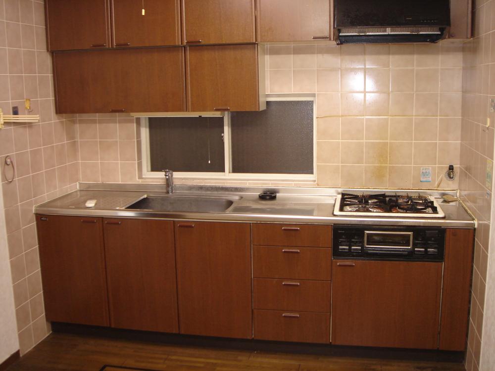 Kitchen. Indoor (July 2013) Shooting