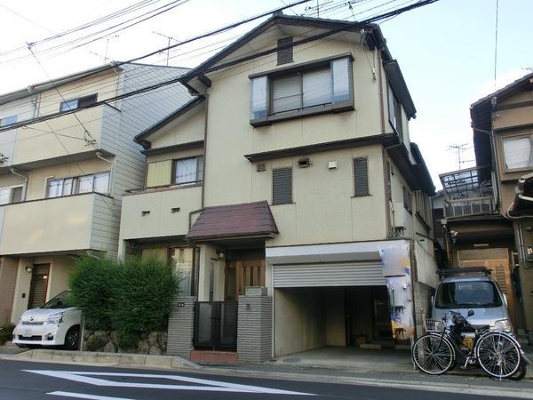 Local appearance photo