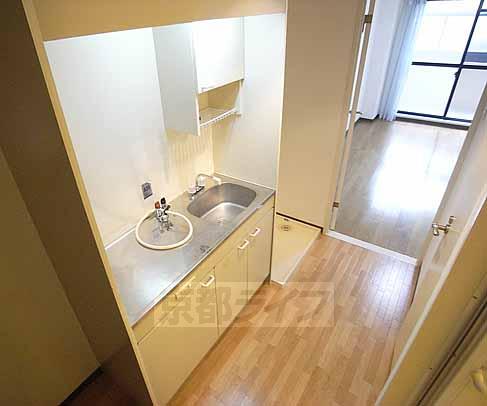 Other room space. 1K type that divided the kitchen and the room