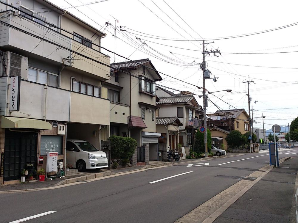 Local photos, including front road. Front road are spacious