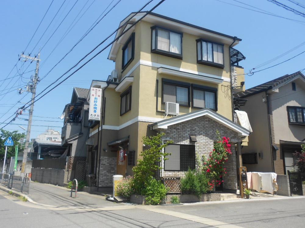 Local appearance photo