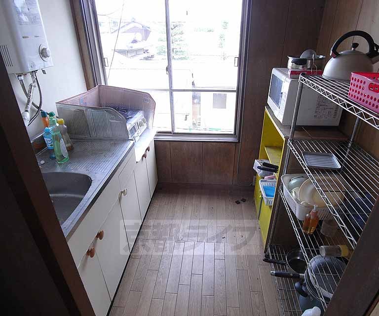 Kitchen. Self-catering is also friendly to your wallet