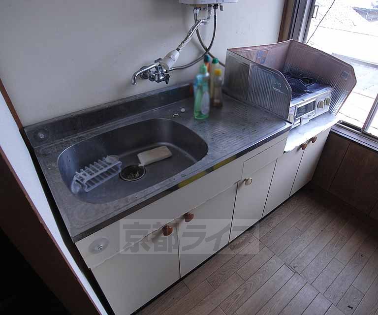 Kitchen. Self-catering is also friendly to your wallet