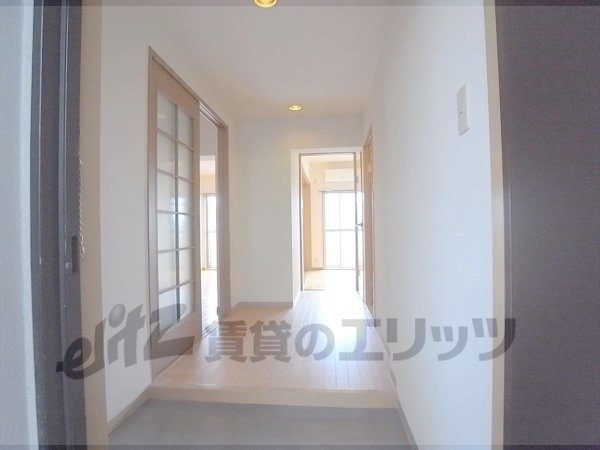 Other room space. Corridor