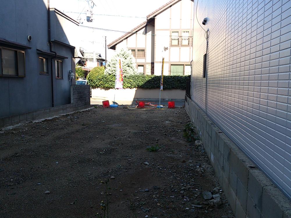 View photos from the local. Photos from local