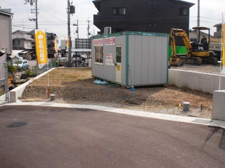 Local photos, including front road. Local (June 2013) Shooting