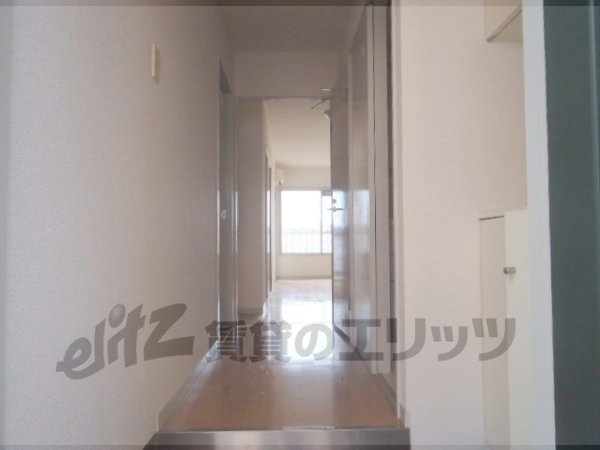 Other room space. Corridor