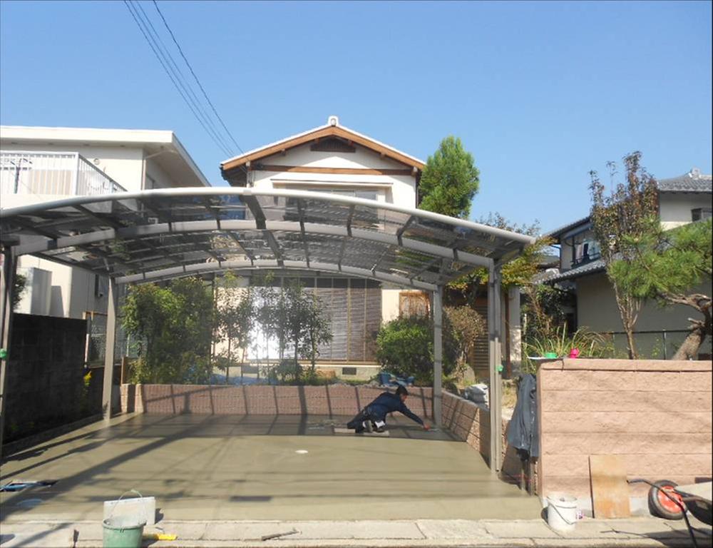 Local appearance photo. Local (10 May 2012) shooting