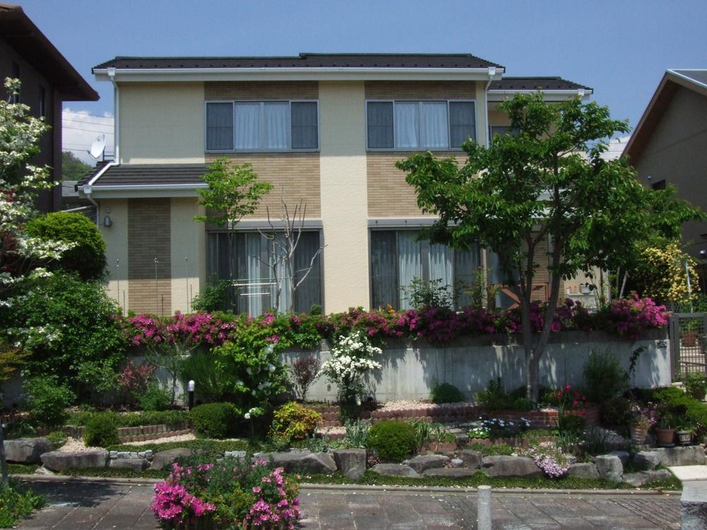 Local appearance photo. Local (10 May 2013) Shooting