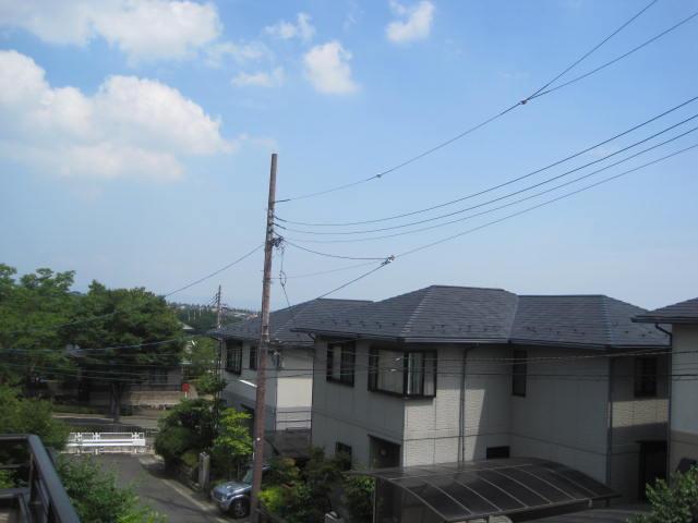 View photos from the dwelling unit. View from the site (July 2013) Shooting