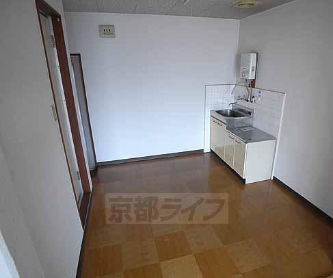 Kitchen. Two-burner stove installation Allowed Kitchen
