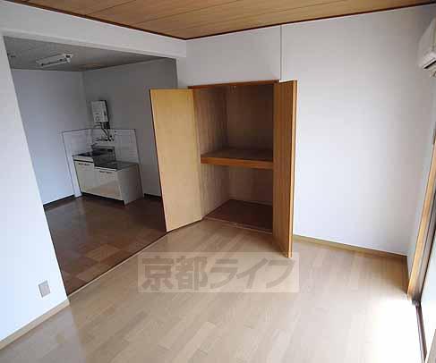 Living and room. Storage There are also depth