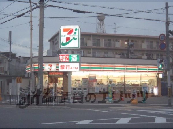 Convenience store. 370m to Seven-Eleven Shimotsubayashimizukake the town store (convenience store)