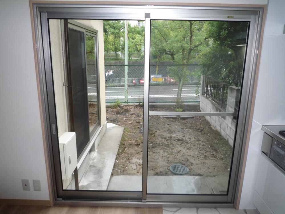 Garden. There garden on the south side