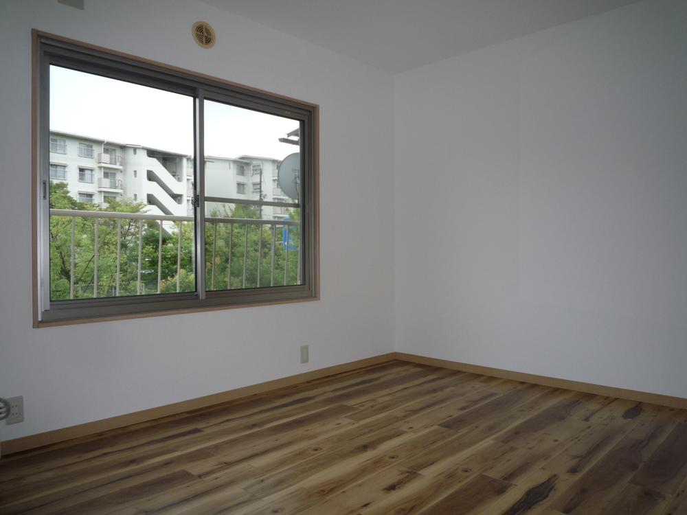 Other. 2 Kaiyoshitsu