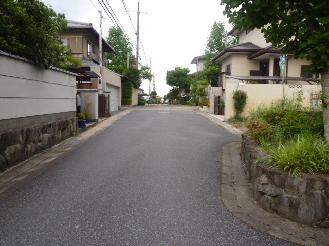 Local photos, including front road. Local (June 2013) Shooting