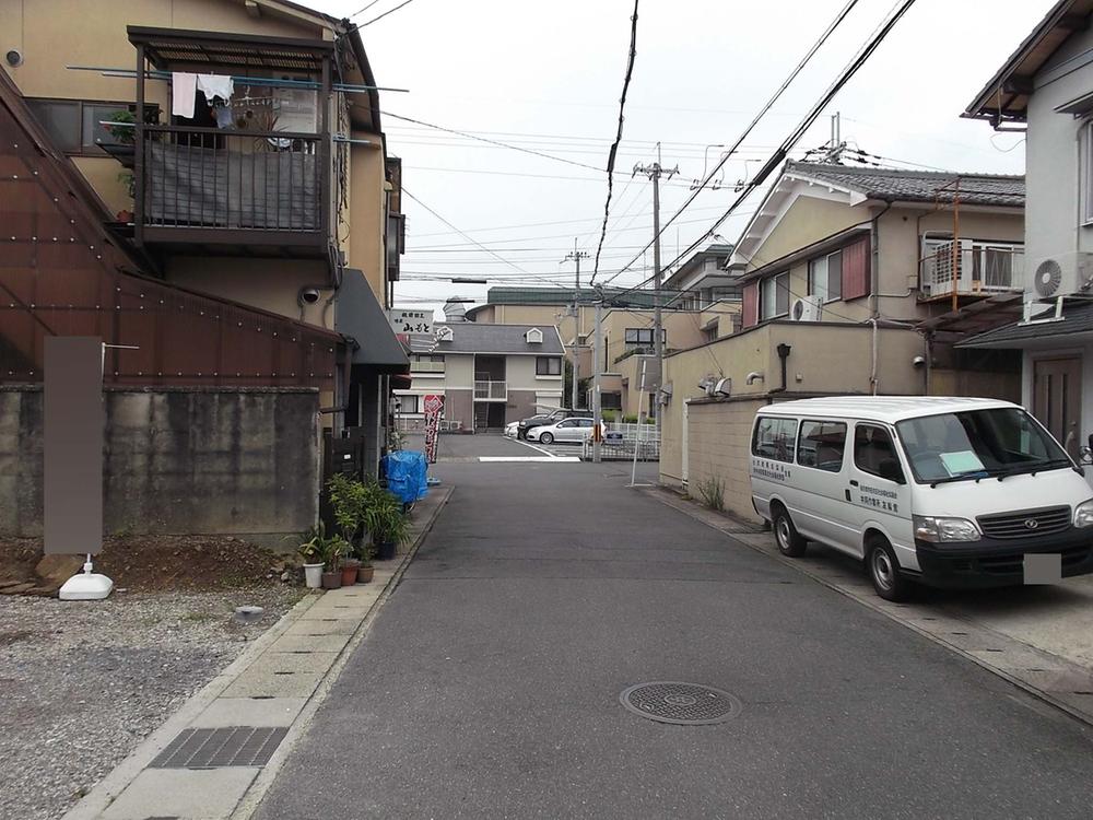 Local photos, including front road. Local (June 2013) Shooting