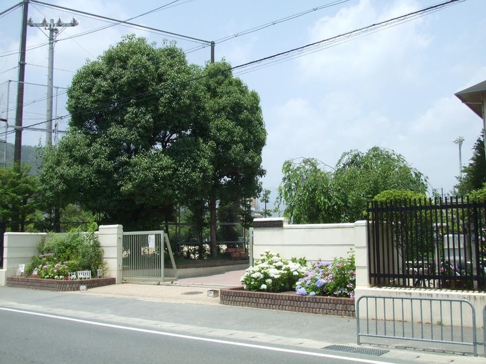 Junior high school. 629m to Kyoto Municipal Matsuo junior high school