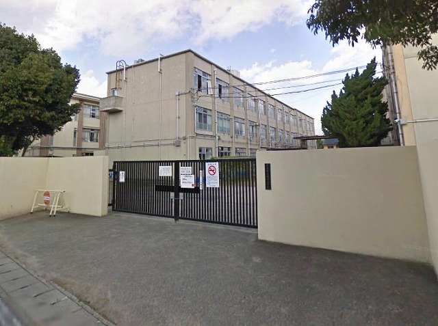 Primary school. 518m to Kyoto Municipal Katsura River Elementary School (elementary school)