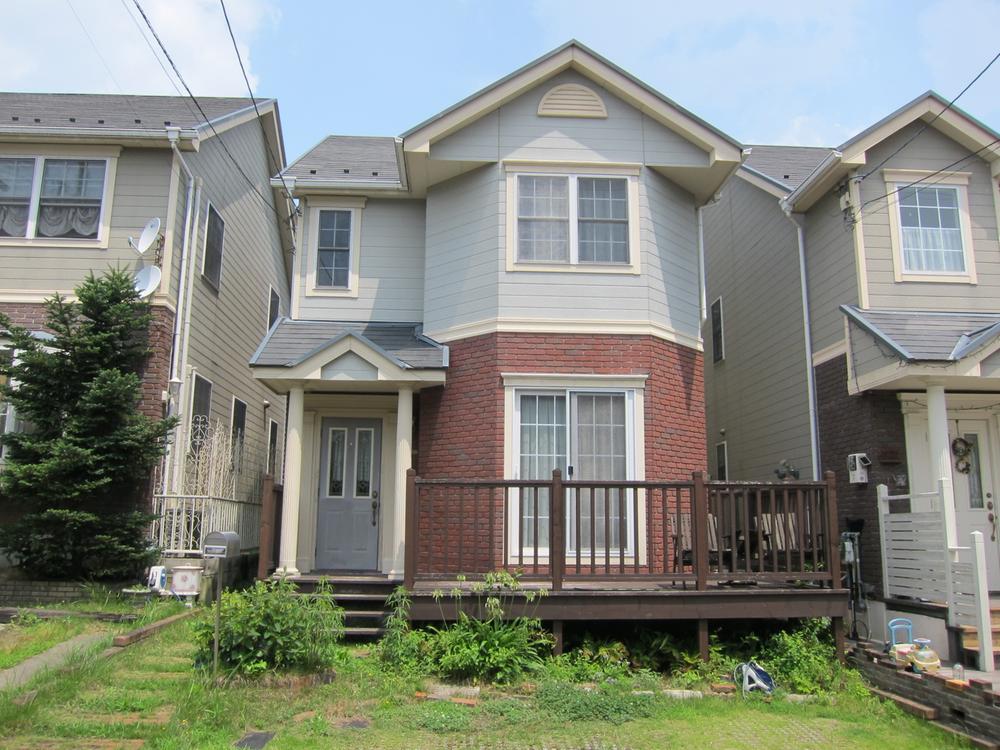 Local appearance photo