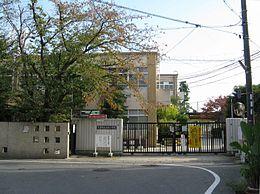 Primary school. About walking to Kyoto Municipal Katsurahigashi 364m Katsurahigashi elementary school to elementary school 5 minutes ☆ It is safe and educational facilities close ☆