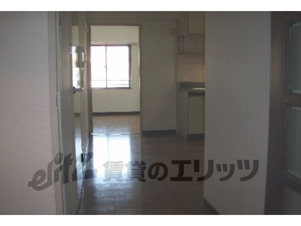 Other room space. Corridor