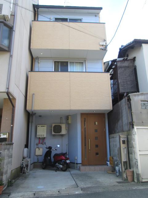 Local appearance photo