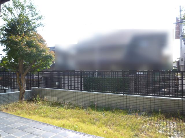 View photos from the dwelling unit. View from the site (November 2013) Shooting Terrace from the living room garden