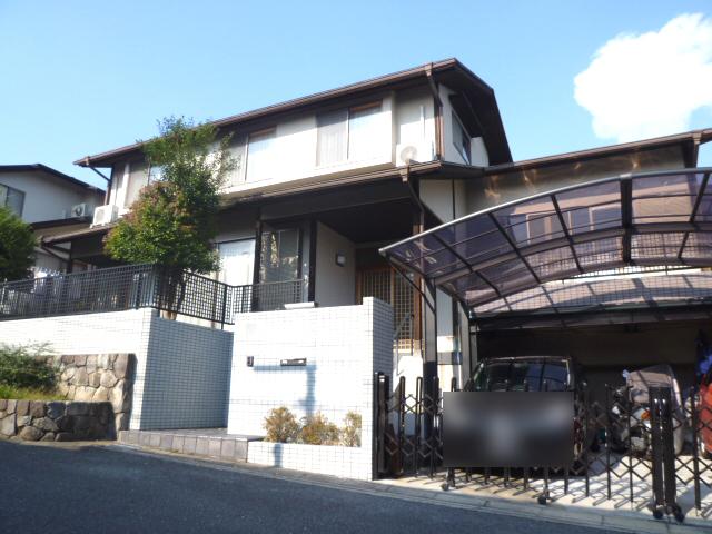 Local appearance photo. Local (11 May 2013) Shooting