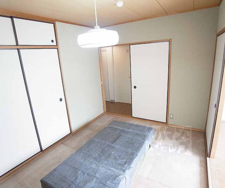 Living and room. ・ Renovated is the front of the room.