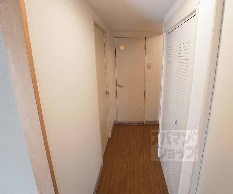 Other room space. ・ Renovated is the front of the room.
