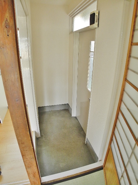 Entrance. Looking Kyoto rooms ・ ・ ・ House network Kawaramachi Imadegawa distributor or