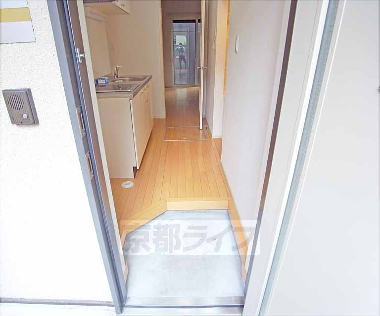 Entrance. Bright floor color is characteristic.