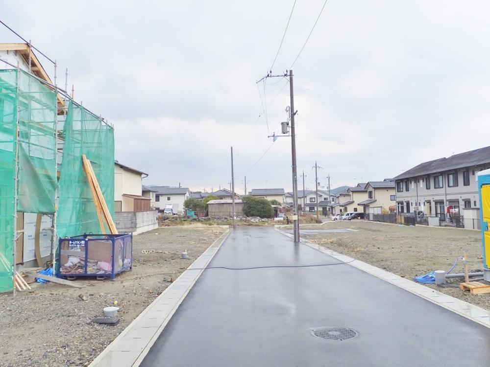 Local photos, including front road