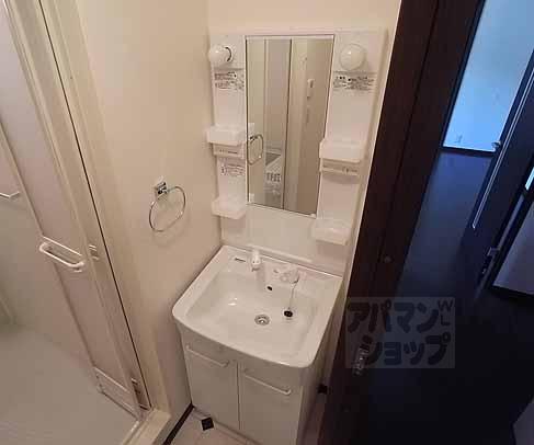Washroom. The same series reference photograph