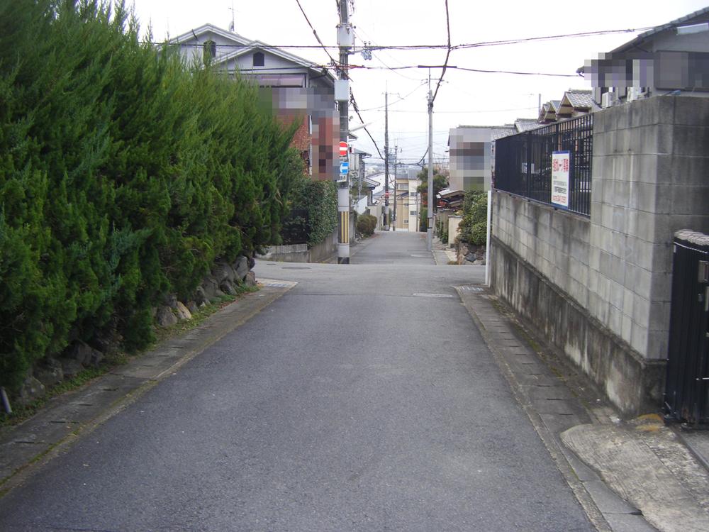 Local photos, including front road. Local (12 May 2013) Shooting