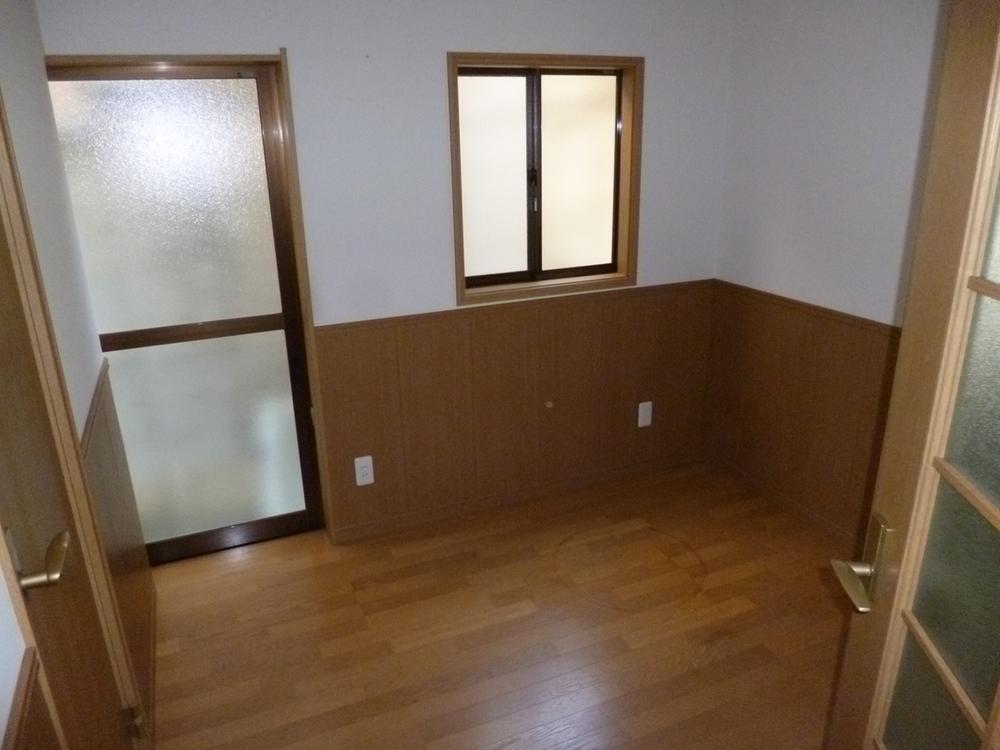 Non-living room. Indoor (March 2013) Shooting