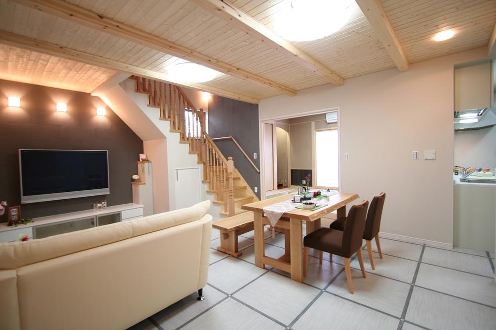 Living. Our construction cases