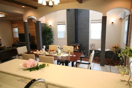 Living. Our construction cases