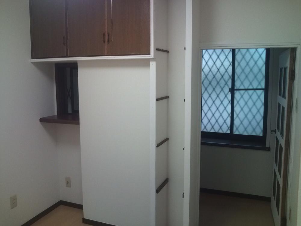 Non-living room. Indoor (September 2011) Shooting