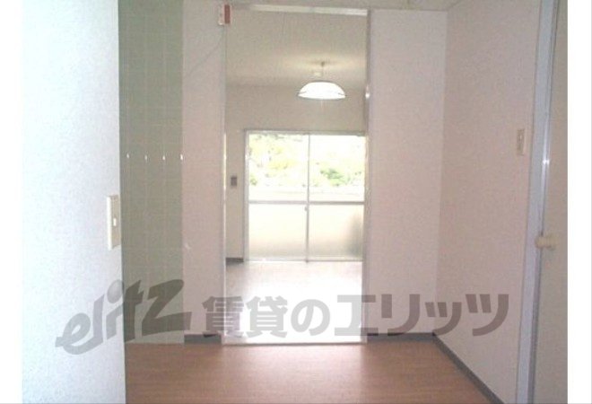 Other room space. Corridor
