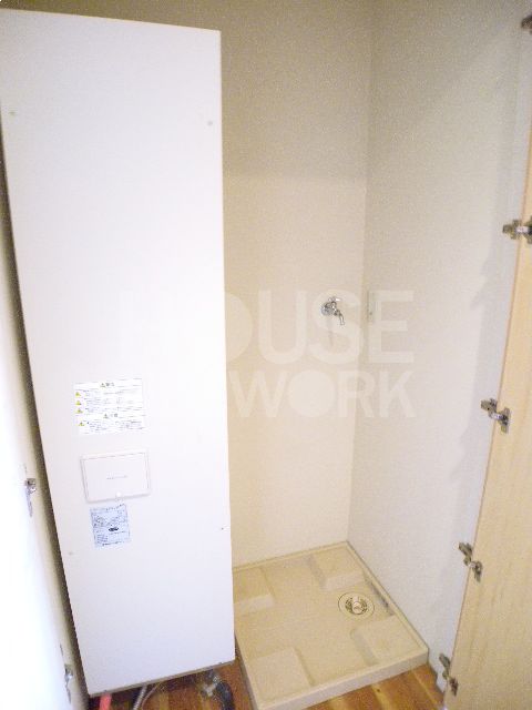 Other room space. Contact the toll-free number 0120-89-2877